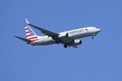 Безбилетный пассажир пробрался в отсек шасси самолета и не выжил во время полета