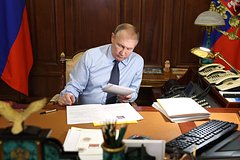 Песков объяснил причину отсутствия Путина в соцсетях