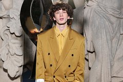 Российский актер посетил показ в Париже