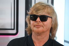 Герой интервью Собчак отреагировал на удаление видео из-за ЛГБТ-пропаганды