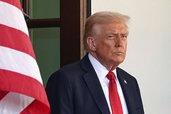 Суд разрешил Трампу послать войска в Портленд